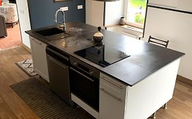 Comfortable House For 6 Guests In Saint-Come-Du-Mont